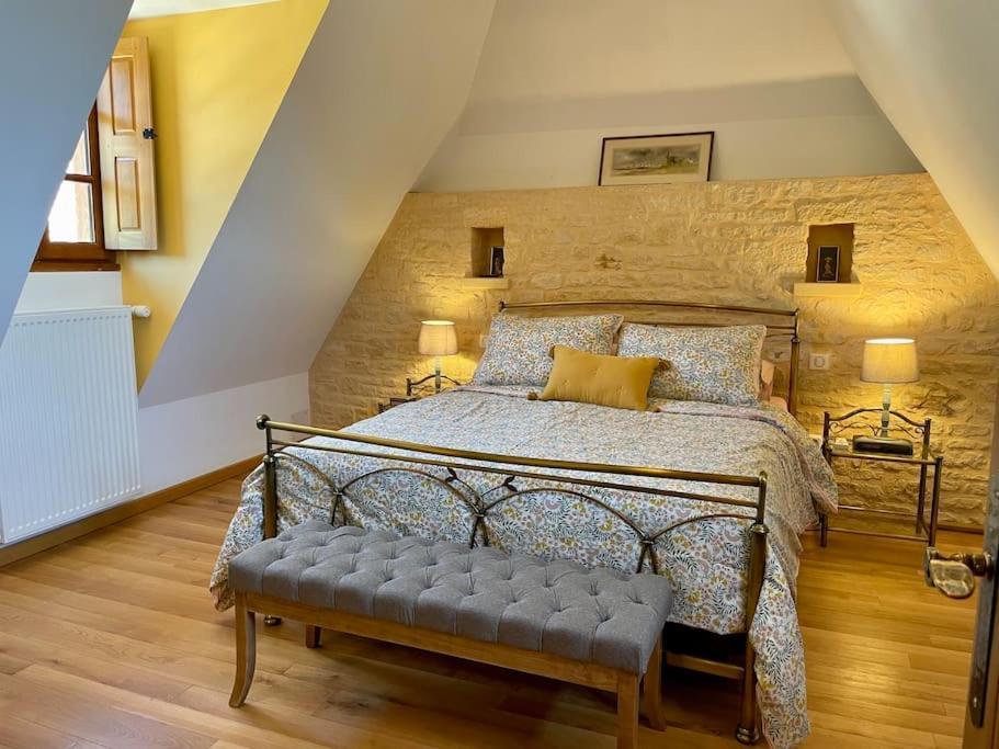 Charming 19Th Century Farmhouse With Pool 비트락 외부 사진