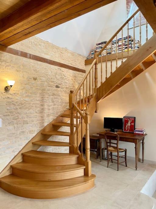 Charming 19Th Century Farmhouse With Pool 비트락 외부 사진